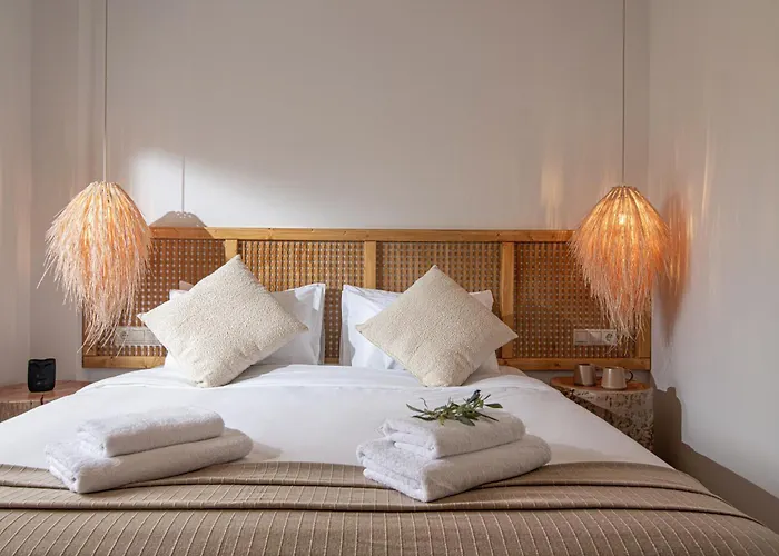 Elea Suites